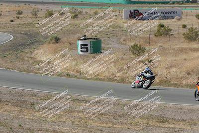 media/Apr-20-2025-AHRMA (Sun) [[393a79c373]]/Race/Group 11 early race/Turn 4b/